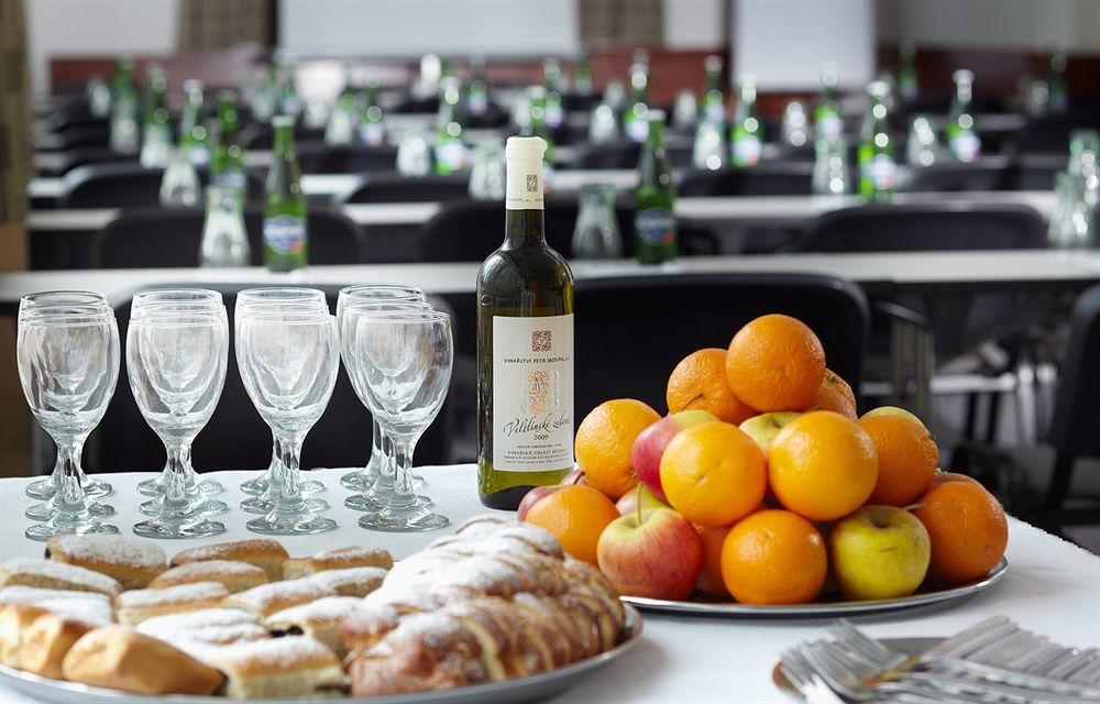 Hotel Areal Repy Prag