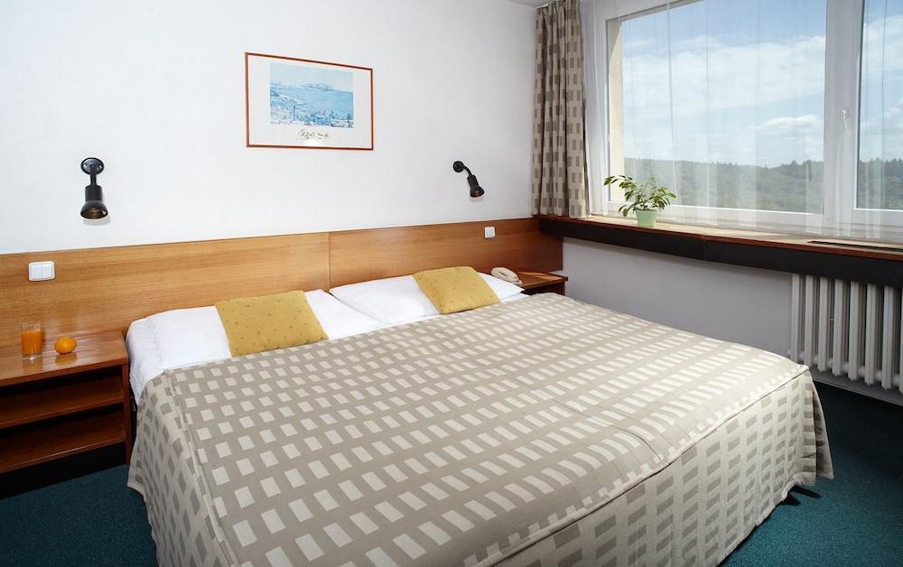 Hotel Areal Repy 3*